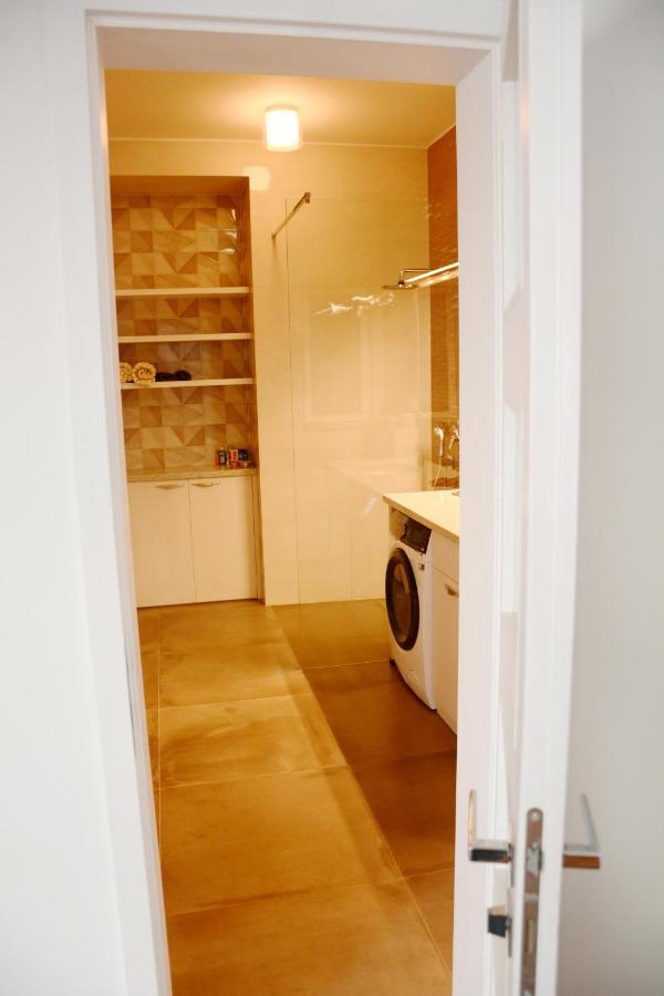 Premium Apartment Near Banska Bystrica Square With Two Big Bedrooms Dış mekan fotoğraf