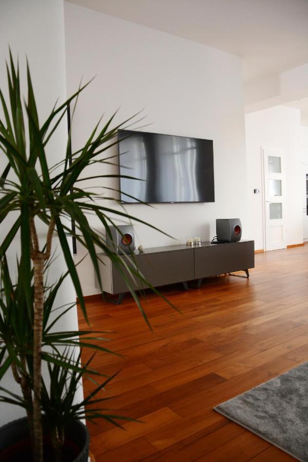 Premium Apartment Near Banska Bystrica Square With Two Big Bedrooms Dış mekan fotoğraf